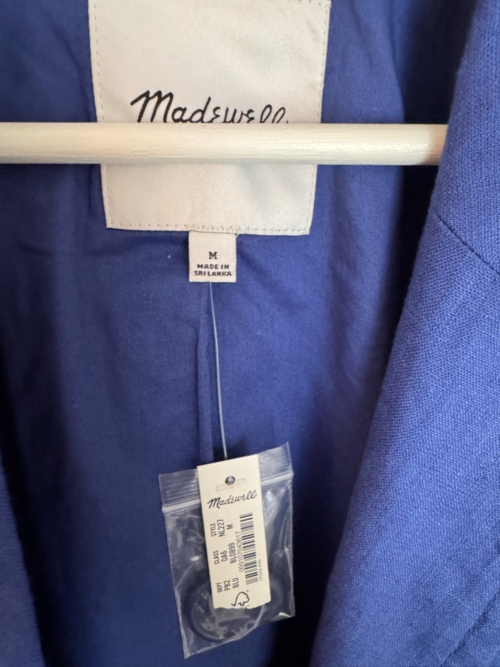 Madewell Double-Breasted Crossover Blazer in 100% Linen - Picture 5 of 9